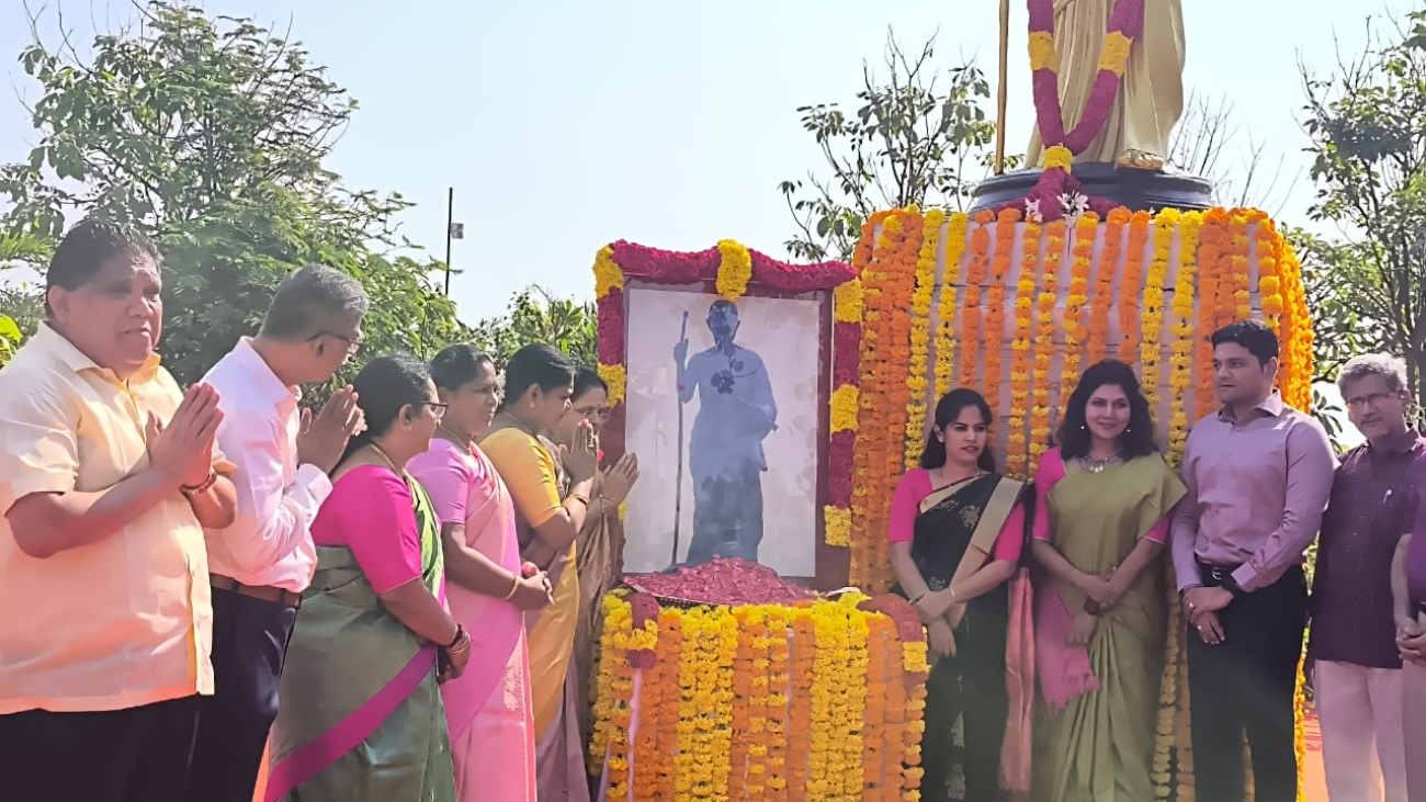 b9a4048f-f937-45eb-afae-654ee996ce09